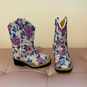 Old West cowgirl boots